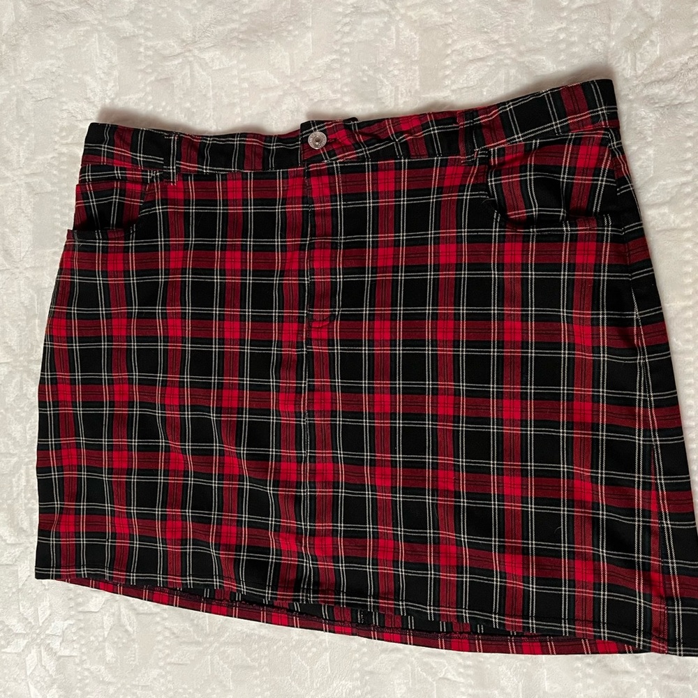 Forever 21 skirt